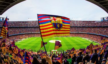 तीन दिनभित्र बार्सिलोनाले तेस्रो खेलाडी अनुबन्ध गर्‍यो