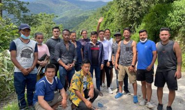 समाज सेवी सागर रने लामा को नेतृत्वमा हेलम्बु ६ मा राहात बितरण